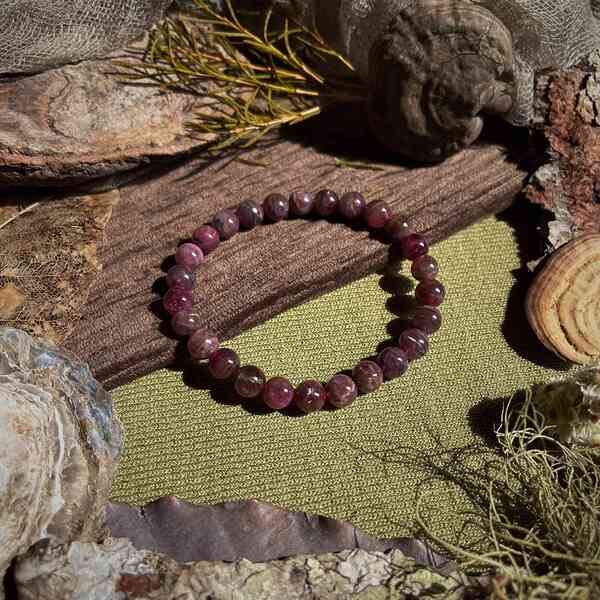 Tourmaline Tím 6.5ly