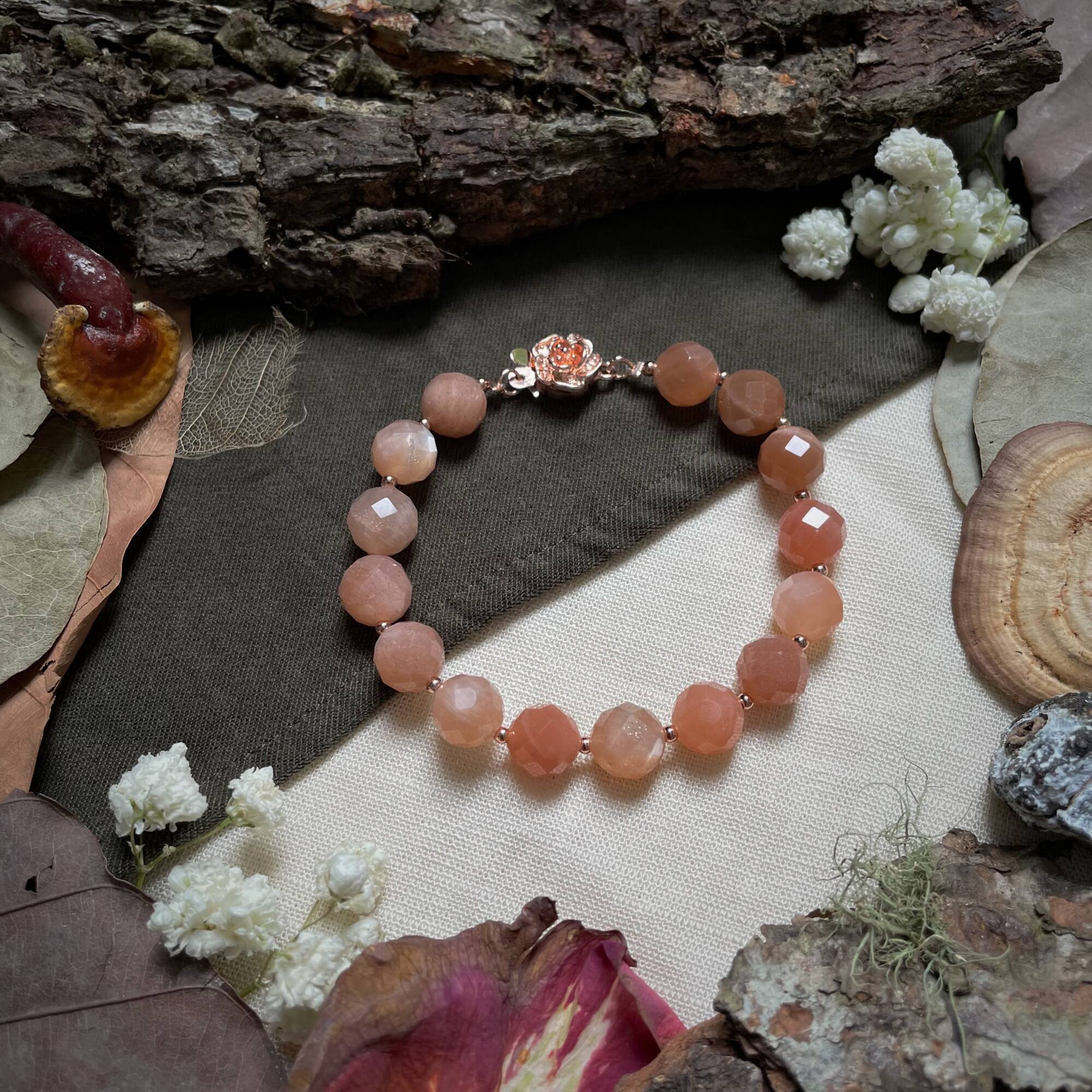 Sunstone 8ly