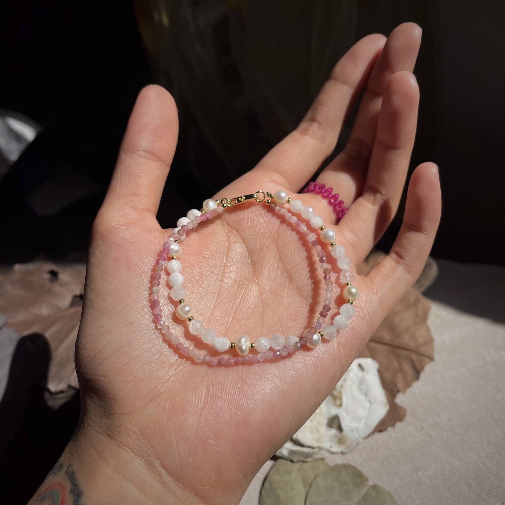 Đôi Moonstone - Tour - Pearl