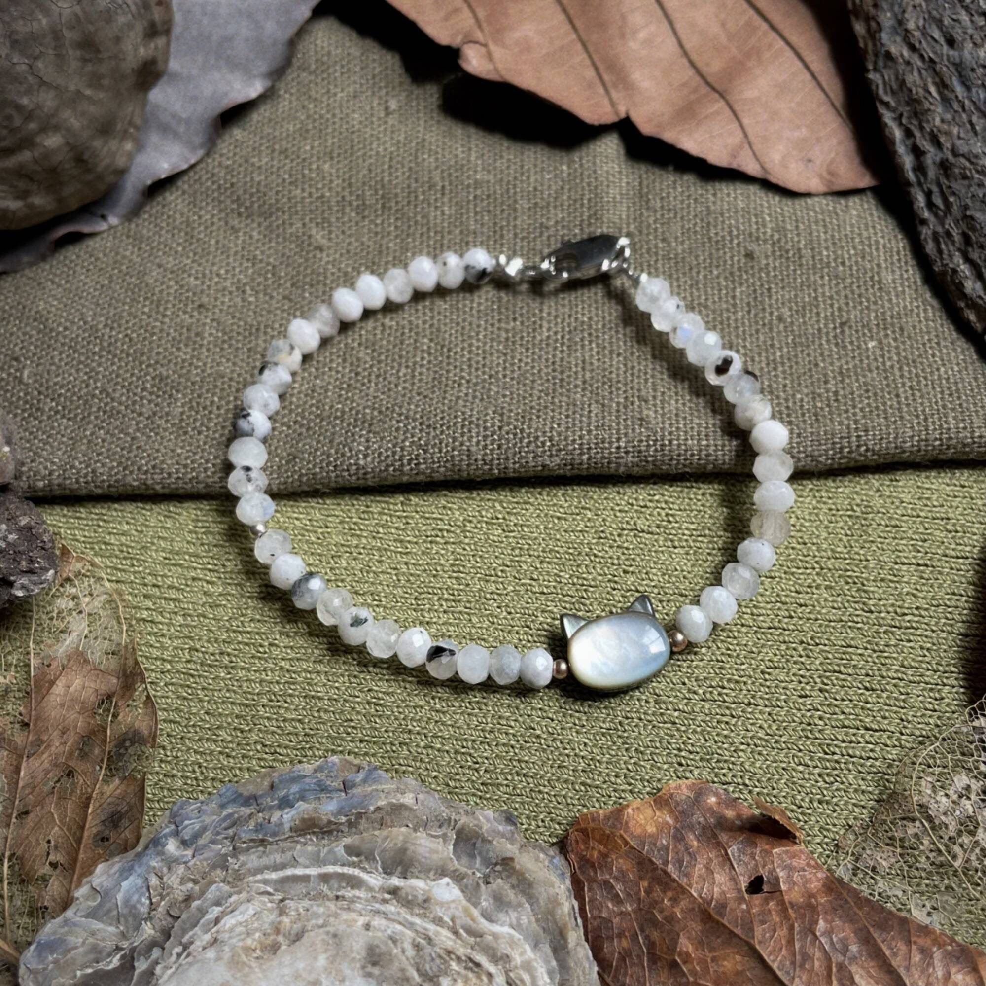 Moonstone 3x4ly - Charm Mèo