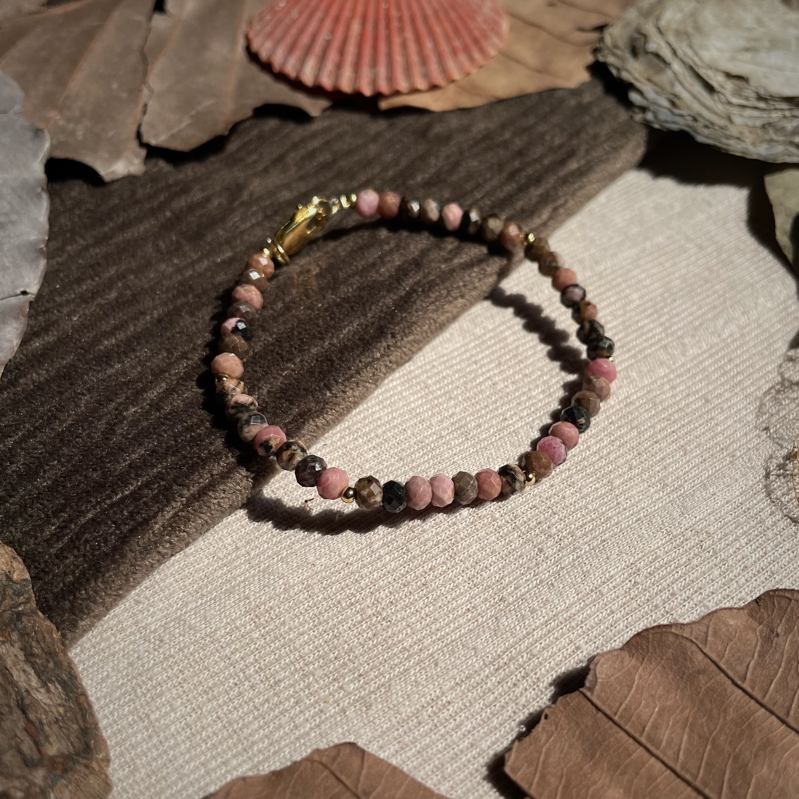 Tường Vi 3x4ly - Rhodonite