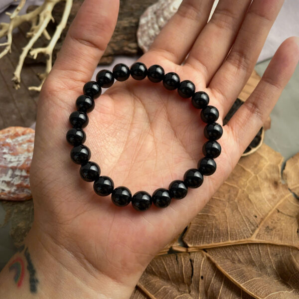 Tourmaline đen tuyền 8ly