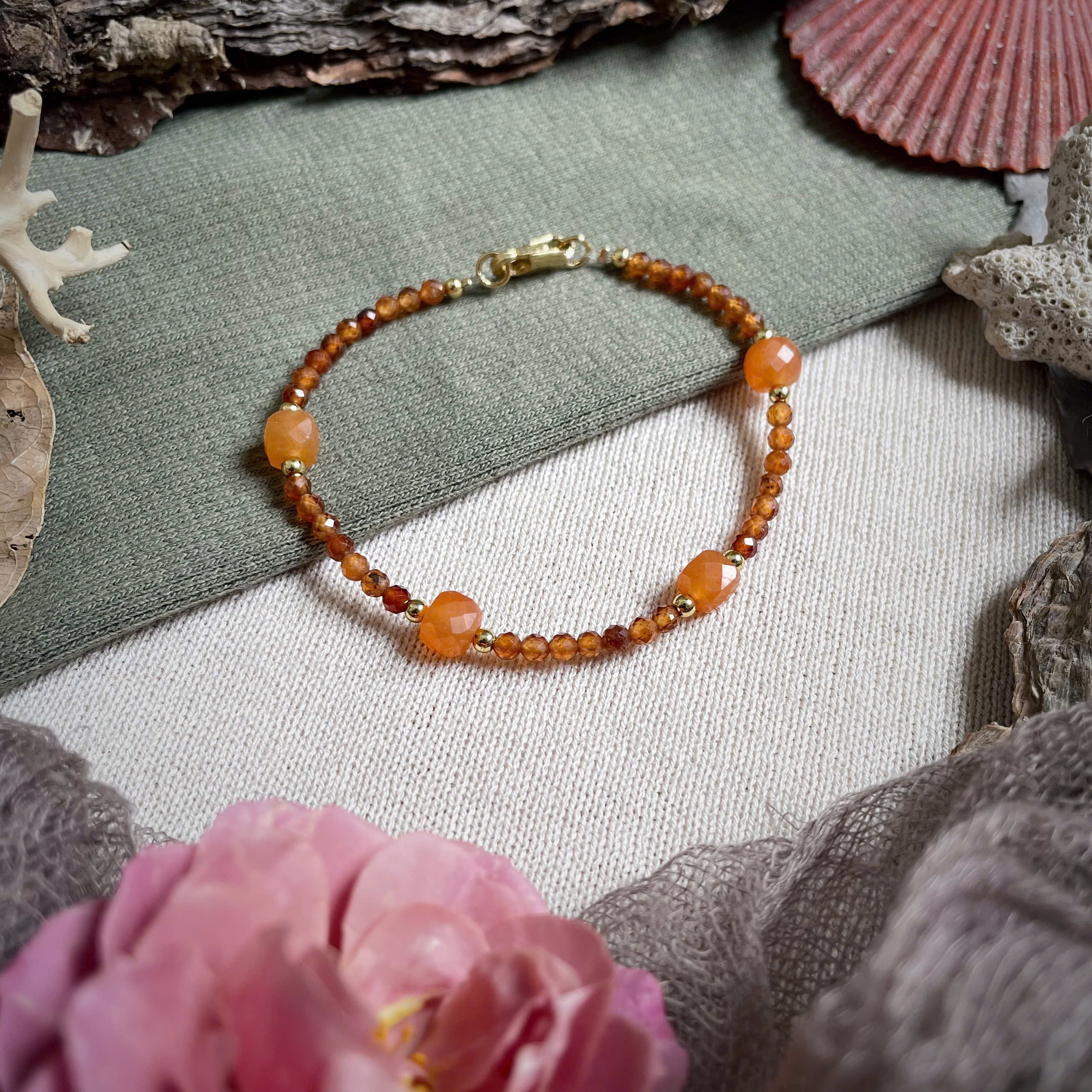 Citrine Cam 3ly - Sunstone