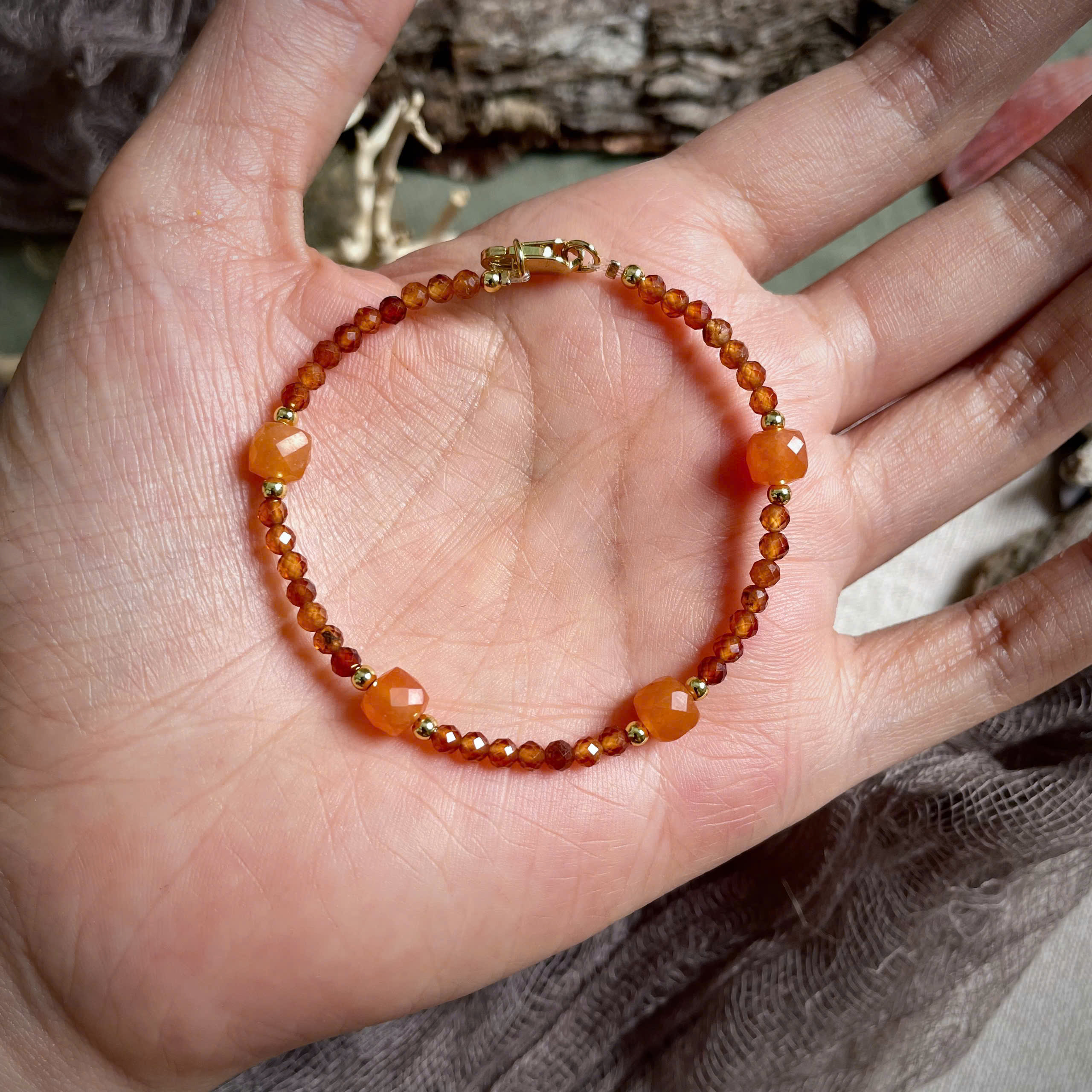 z6773484232694_a5b3349cabc5cead18a97335043997e8